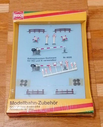 Busch H0/N 6020 Bahnschranken Sortiment