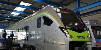 Rollout Stadler BLS FLIRT RABe 528 104 Erlen 3_Sandro Hartmeier_9 9 20