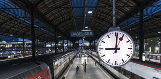 Uhr Bahnhof Basel SBB_Keystone Georgios Kefalas_26 4 18