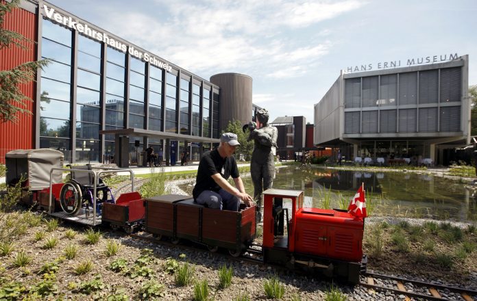 Biotop Skulpturengarten Gartenbahn Verkehrshaus_Photopress Alexandra Wey_15 6 12