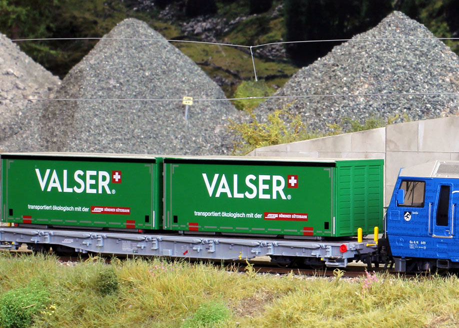 H0m RhB R-w Tragwagen mit Valser-Container 2291 170-175_Bemo_5 21