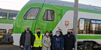 Stadler FLIRT EMU fuenfteilig Masowischen Eisenbahnen_Kolejach Mazowieckich 2_28 12 20