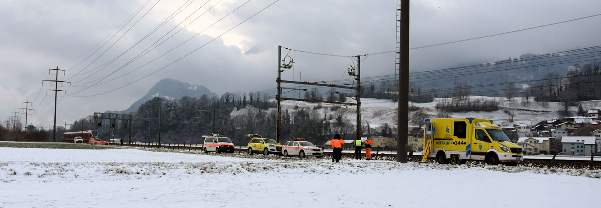 Weite Mann von Zug erfasst – schwer verletzt_Kapo SG_6 1 21