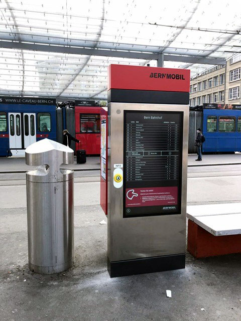 Abfahrtsmonitor Bahnhof Bern_Bernmobil_3 21