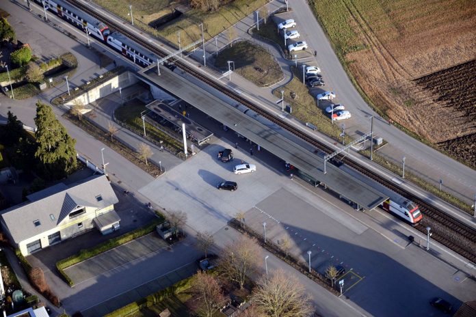 Verhaftung am Bahnhof Otelfingen_Kapo ZH_25 2 21