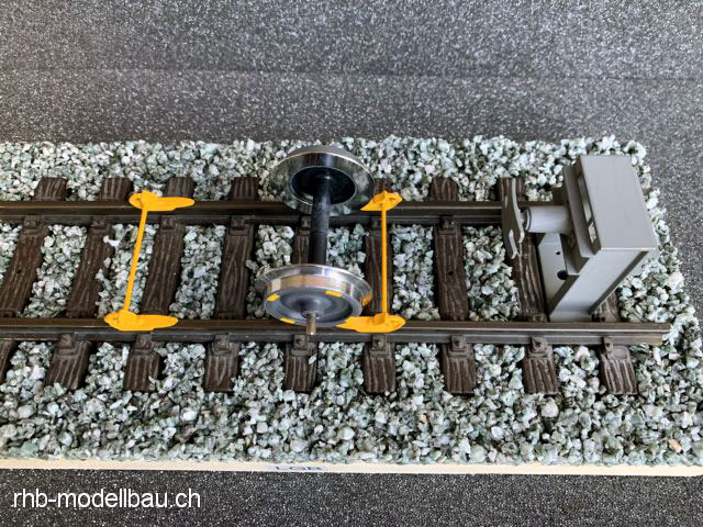 Hemmschuh für LGB- und LEBU-Gleis_Rhb-modellbauch_12 7 21