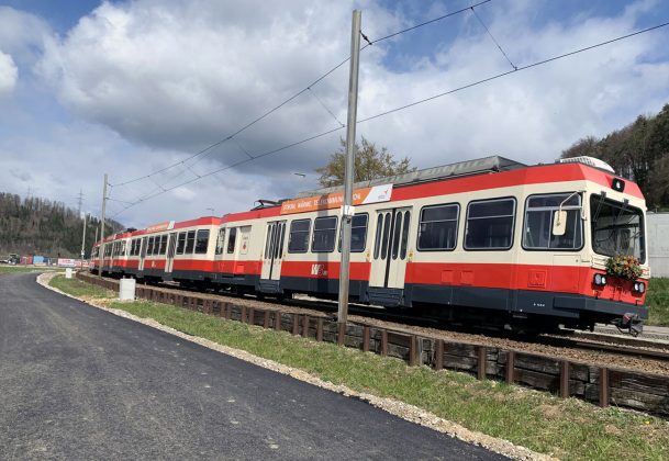 Rollmaterial WB Waldenburgerbahn Bubendorf aufkoloniert 1_Nicolas Leutenegger_6 4 21