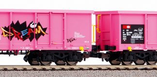 H0-58393-SBB-offener-Gueterwagen-Eaos-pink-Graffiti_Piko_23 2 21