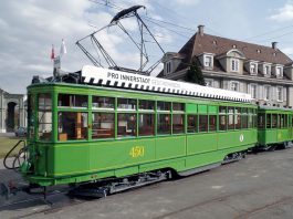 Dante Schuggi Oldtimer-Tram 450 Anhaenger 702 Basel_BVB