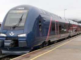 Erster bimodaler FLIRT Norwegen SJ Nord_Stadler_9 21