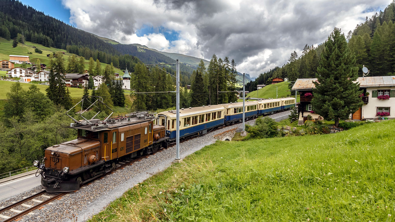 Rhaetia Pullman Express Krokodil Davos Glaris_RhB Stefan Schulthess_11 8 16