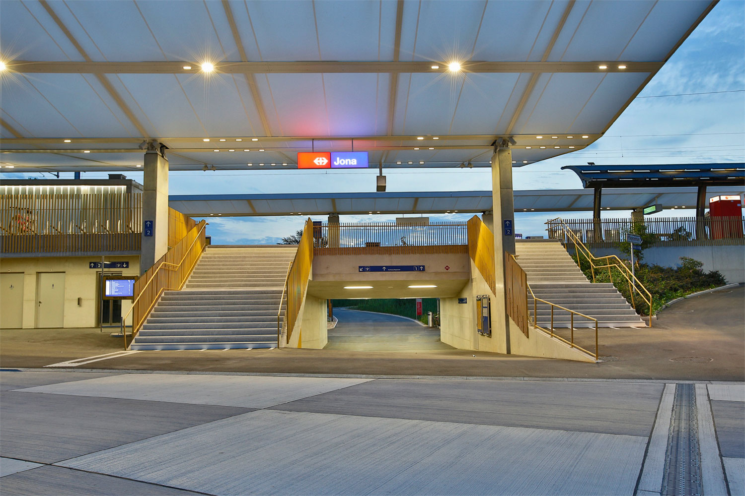 Bahnhof Jona_Philippe Gasser