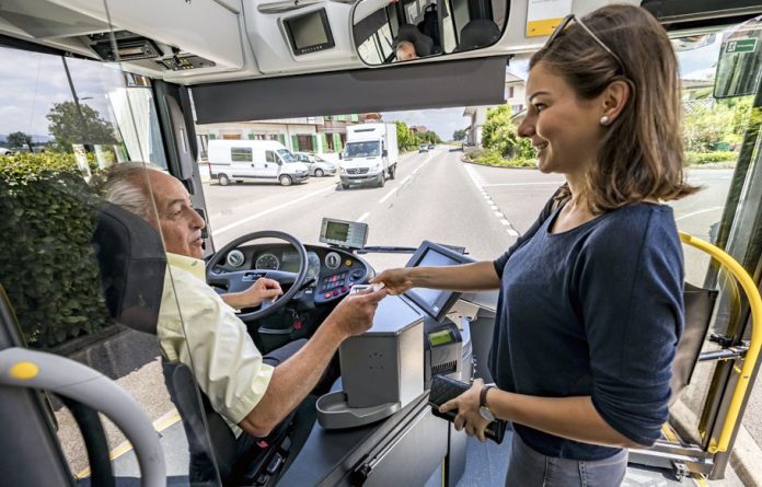 Billettverkauf Bus Postauto_Thomas Hodel_14 6 18