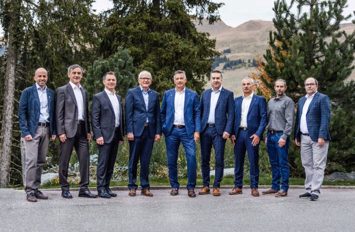 GRUPPENBILD Neue Mitglieder Vorstand_SBS_19 10 21 GRUPPENBILD Neue Mitglieder Vorstand_SBS_19 10 21