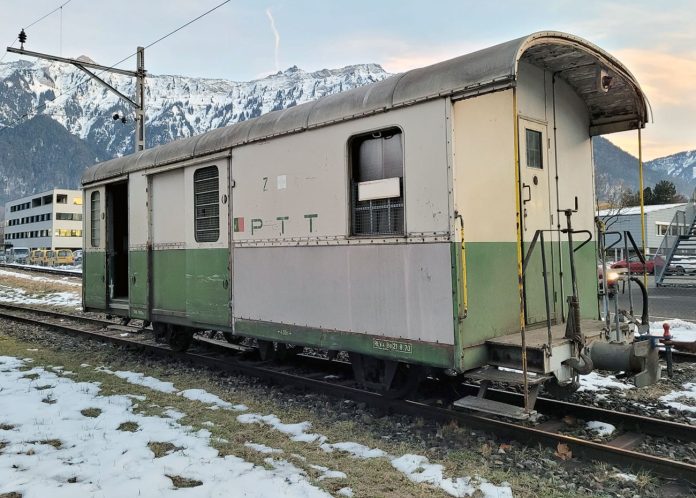 letzter erhaltener Bruenigbahn Postwagen_Bruenig Dampfbahn_12 21