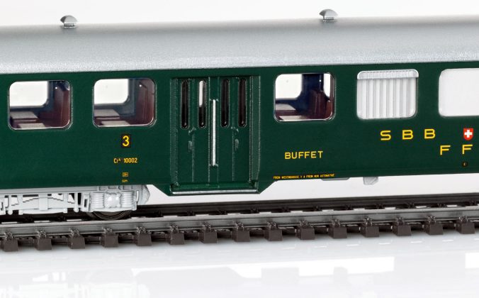 043369 2 H0 Leichtstahlwagen Cr4 3 Klasse Buffet-Bereich_Maerklin_01 22