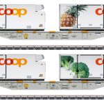 047462 H0 AAE Cargo Containertragwagen-Set Coop_Maerklin_01 22