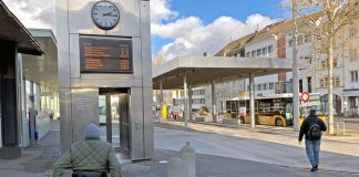 trapeze-open-doors_Swiss Transit Lab