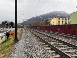 Oensingen Unbekannte legen Steine SBB-Bahngleis_Kapo SO_6 2 22