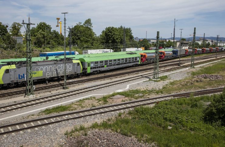 Freiburg Rola bereit-zur-Abfahrt-suedwaerts_Ralpin_22 5 16