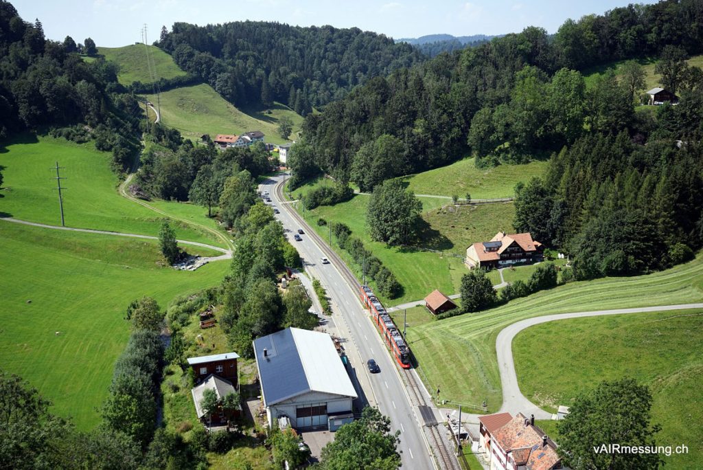 AB Kreuzungsstelle Eggli 2_vAIRvermessung Schaellibaum AG_31 7 20