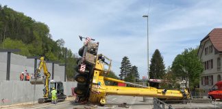 Bahnhof Waldenburg Pneukran umgestuerzt_Kapo BL_29 4 22