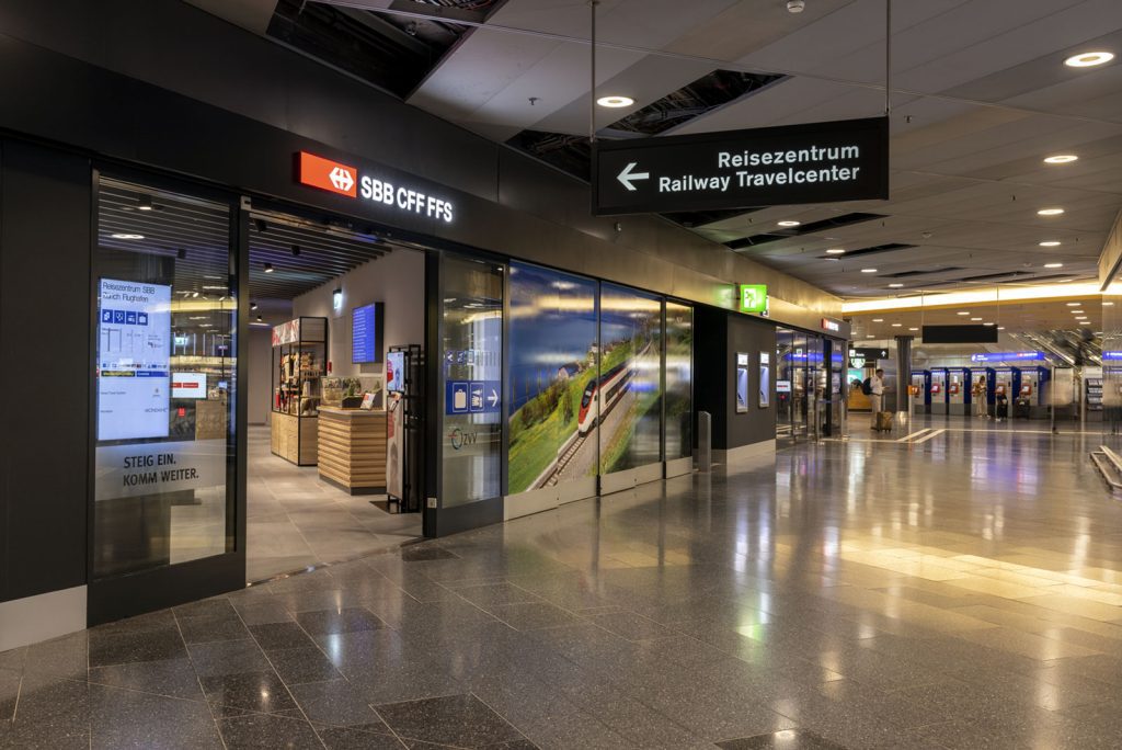 Reisezentrum-Flughafen-Zuerich 1_SBB CFF FFS_14 6 22