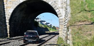 Unfall Egolzwil Auto SBB Bahnlinie_Kapo LU_17 7 22