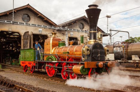 175 Jahre Schweizer Bahnen: Die «Spanisch-Brötli-Bahn» fährt!