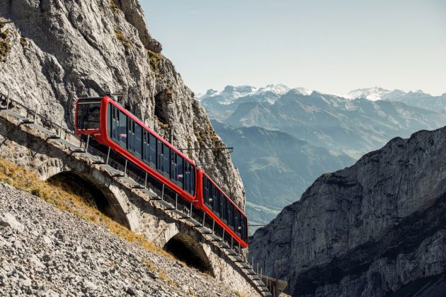 Stadler Triebwagen Zahnradbahn Eselwand_Pilatus-Bahnen_12 10 22