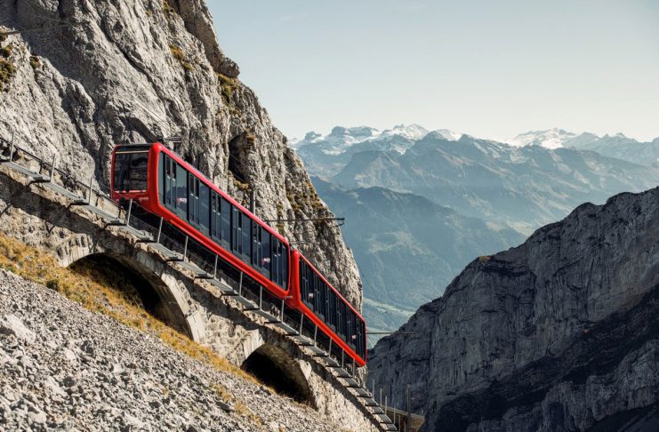 Stadler Triebwagen Zahnradbahn Eselwand_Pilatus-Bahnen_12 10 22