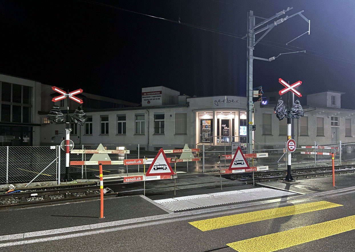 Seon Fussgaengerin Seetalbahn kollidiert_Kapo AG_29 11 22