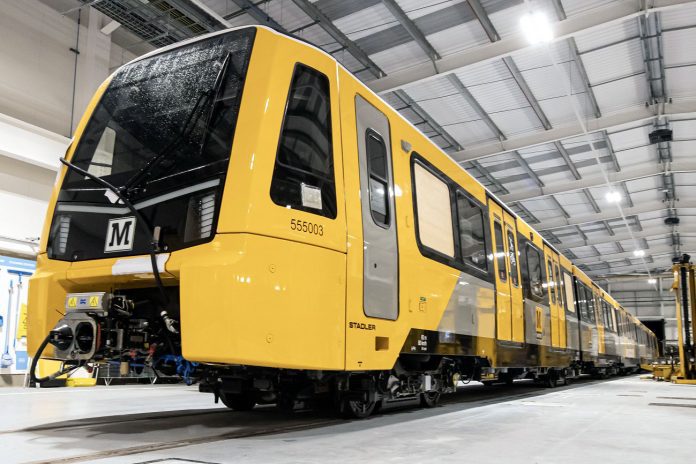 Erster Zug Tyne and Wear Metro Depot_Stadler_28 2 23