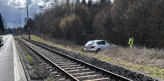 Lenzburg Auto Gleise Seetalbahn_Kapo AG_26 2 23