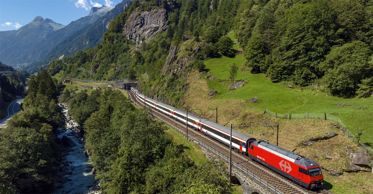 EW IV Pendel Gotthard Bergstrecke SBB CFF FFS_2023