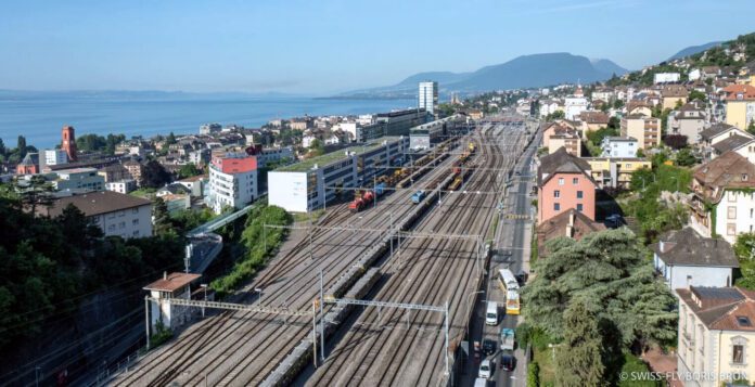 Neuenburg Neuchatel Einfahrt Bahnhof_SBB CFF FS Swiss-Fly Boris Bron