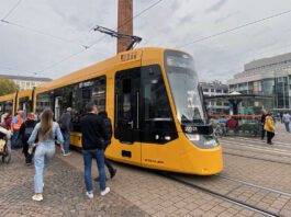 start probebetrieb fahrgaeste tina darmstadt_Stadler_10 23