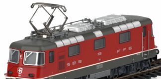 Z 088594 rote SBB Re 44 II 11139_Maerklin_1 24