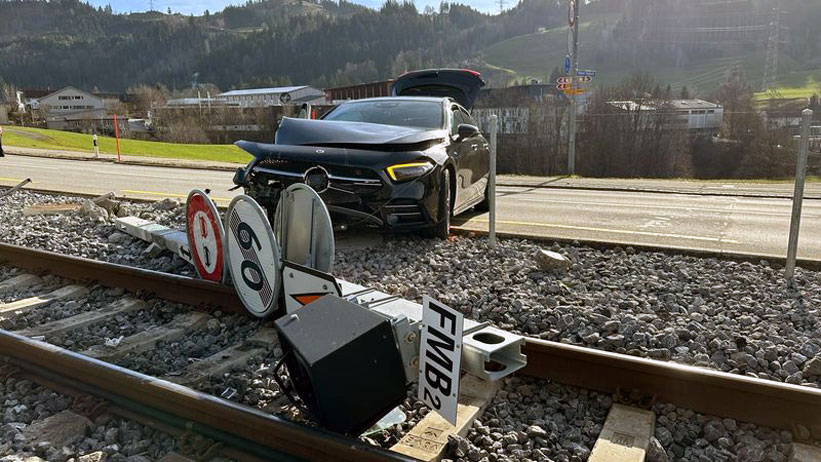 Selbstunfall Buehler Streckenunterbruch Appenzeller Bahnen_Kapo AR_4 2 24