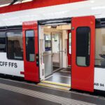 Flirt-Evo- RABe 531 001 Zuerich HB Einstieg Tuer_SBB CFF FFS Dario Haeusermann_13 5 24
