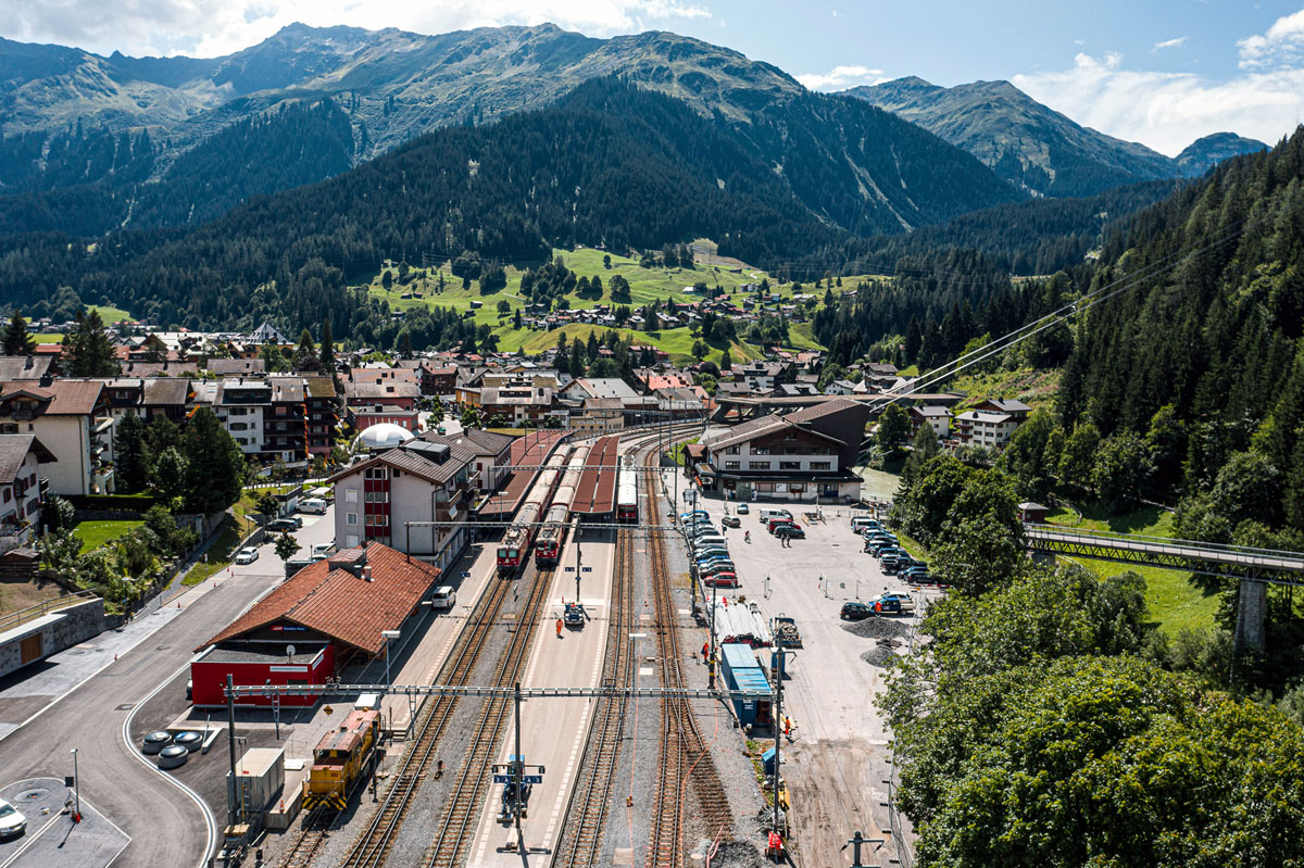 Luftaufnahme-Bahnhof-Areal Klosters Platz_RhB_14 8 19