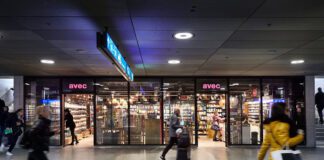 avec-Bahnhof-Zuerich-Oerlikon_Valora Holding_4 12 18