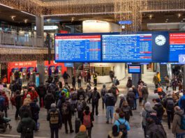 Personenunfall Stoerung Abfahrtsanzeiger Bahnhof Bern_Milena Steiner